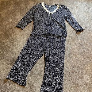 Studio Donatella Women's Size Medium 2 Piece Polka Dot Pajama Set